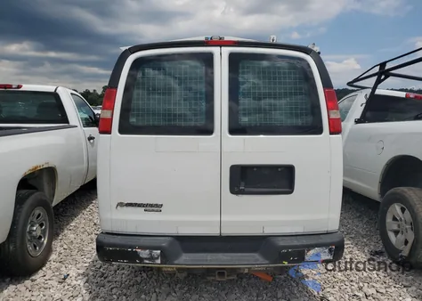 2015 Chevrolet Express G2500 from USA, damaged, VIN 1GCWGFCF5F1276153